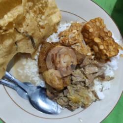 Nasi Pecel Ayam Potong Goreng