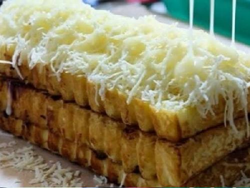 Roti Bakar SURUH, Pasar Bandongan Gedangan Jl Raya Muncul Salatiga