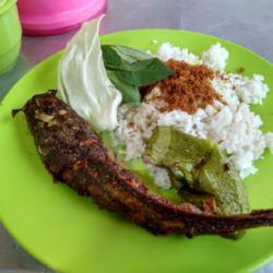 Nasi Lele Goreng   Sambel Pencit