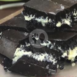 Martabak Mini Hitam Manis Jagung Coklat