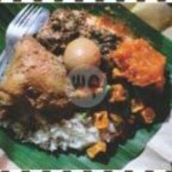 Nasi Gudeg Krecek Mercon Dada