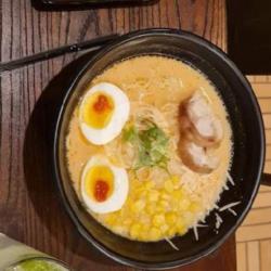 Spicy Cheese Chicken Ramen