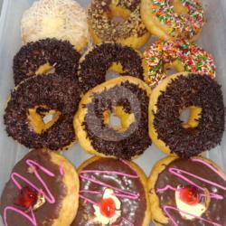 Donat Variasi Coklat Keju