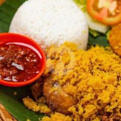 Paket Nasi Ayam Keremes Bambu Kuning