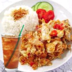 Nasi Ayam Grepek   Es Teh