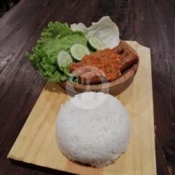 Sosis Goreng Sambal Tempong