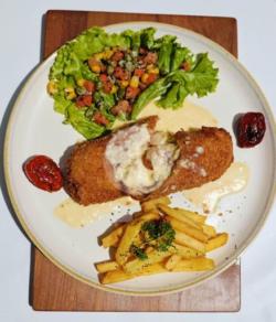 Chicken Cordon Bleu