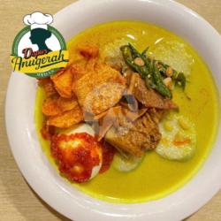 Lontong Sayur Telur Bulat