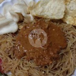 Bihun Goreng Sambal Kacang