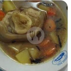 1 Porsi Sop Dengkul Sapi.