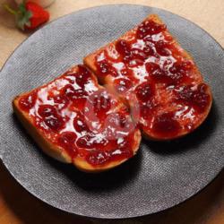 Bread Strawberry