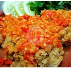 Nasi Ayam Geprek Cabe Geprek