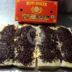 Roti Bakar Coklat Susu