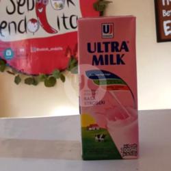 Ultra Milk Stroberi