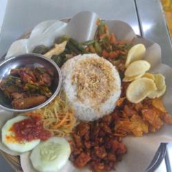 Nasi Lemak Sambel Kaki Jamur