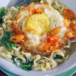 Indomie Kuah Telur Bakso