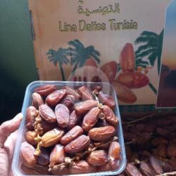 Kurma Tunisia Tangkai 1kg