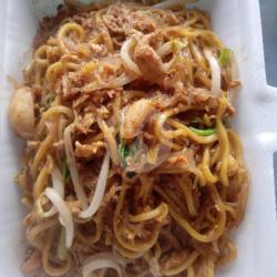 Mie Kuning Goreng Telur  Bihun  Sawi Toge Halal