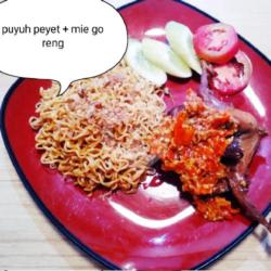 Puyuh Penyet   Mie Goreng