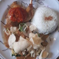 Nasi Pecal Ayam Goreng