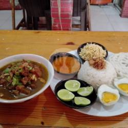 Paket Komplit Nasi Rawon Surabaya