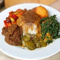 Nasi Padang Ikan Rendang