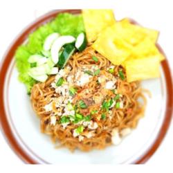 Pangsit Mie Goreng Pedas Sarjana