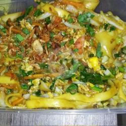 Pangtiaw (pangsit Campur Mie Kwetiaw)