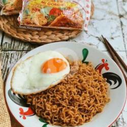 Mie Goreng Sakura Telor Ceplok