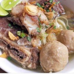 Mie Kocok Iga Sapi   Bakso