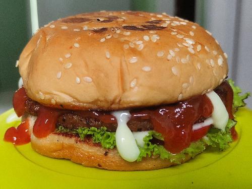 BURGER KLENGER, Rajeg Hill Residence C6 No12