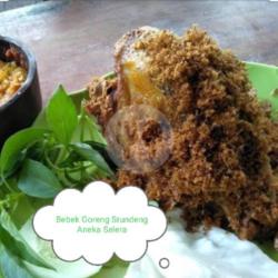 Bebek Goreng Srundeng Tampa Nasi