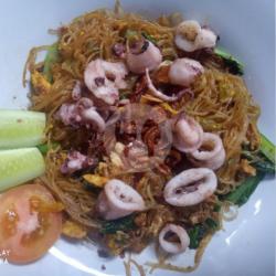 Bihun Goreng Cumi Basah