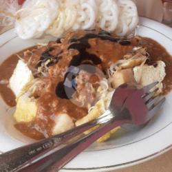 Kupat Tahu
