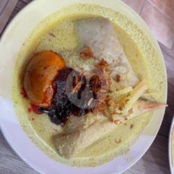 Lontong   Telor Bebek