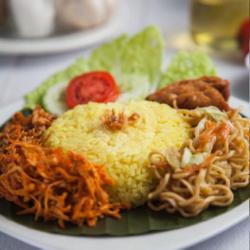 Nasi Kuning Biasa