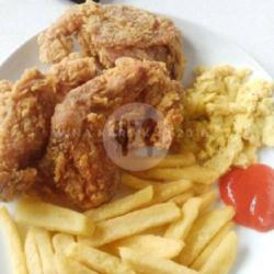 Ayam Crispy Kentang Goreng