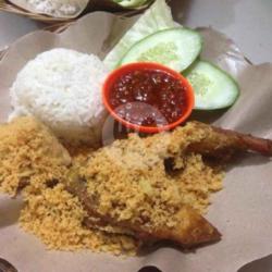 Nasi Ayam Super Kremes