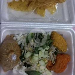 Nasi Pecel Tahu Bali Tempe