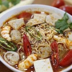 Tomyam Noodles Soup