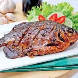 Bawal Bakar Pedas Manis