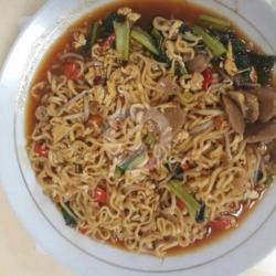 Mie Nyemek Korean Spicy Soup