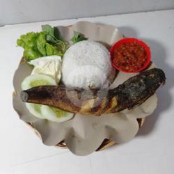 Nasi Uduk Pecel Lele