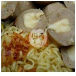 Mie Bakso Keju Kuah Pedas