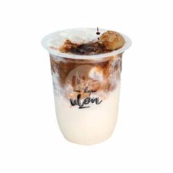 Kopi Teman Van ( Kopi Susu Sirup Vanilla )