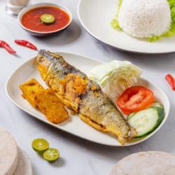 Ikan Bandeng Sambal Terasi