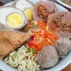 Bakso Mercon   Telor   Pangsit