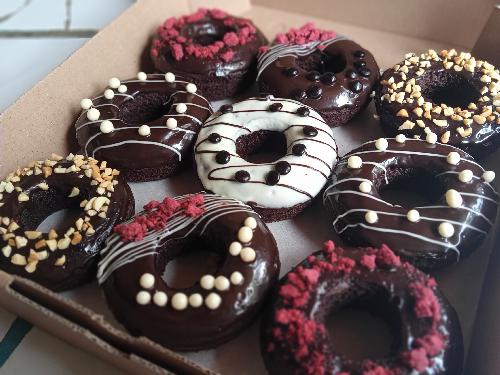 Brownies Donat Dapur Rengganis, Dusun darungan / Panti