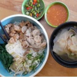 Bihun Ayam Pangsit Jamur