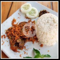 Nasi Empal Kremes